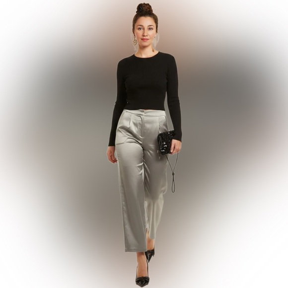 Abercrombie satin high rise slacks - Picture 8 of 10